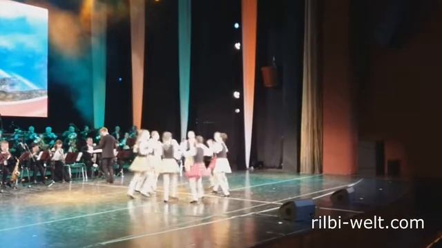 Хоп, хоп и тыдыщ! Каждый (будущий) ирландский танцор должен посмотреть это видео смотреть онлайн