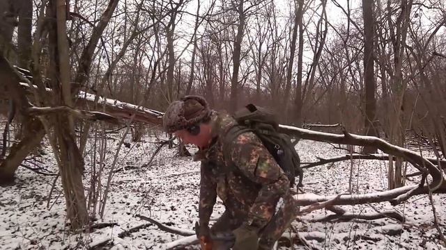 Странное место. Куча кошельков на лесной дороге! Откуда их столько здесь?! 3 смотреть онлайн