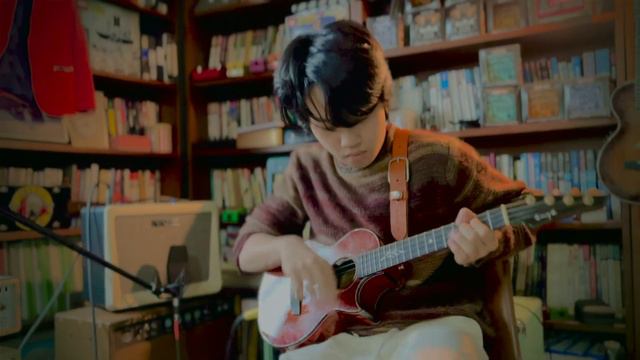 "JOHNNY B. GOODE" - An Uke’n’Roll Version You Must Hear! смотреть онлайн