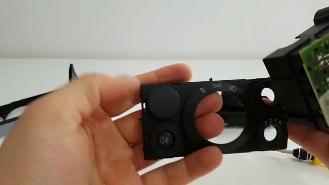 Opel Astra H Headlight Switch Disassemble teardown смотреть онлайн