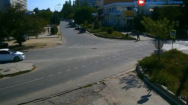 Перекрёсток в Щёлкино, 03.10.2015 - time-lapse с камеры 2 смотреть онлайн