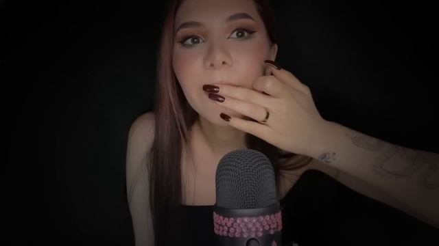 АСМР | МАКИЯЖ СЛЮНКОЙ  ASMR SPIT PAINTING   Mouth Sounds