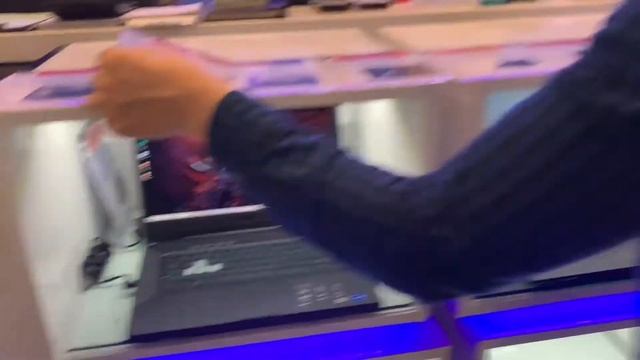 CHEAPEST MOBILE,CAMERA, LAPTOP MALL IN SOUTH KOREA //IPHONE 13 pro max 93000 IND rs //YONGSAN iPARK смотреть онлайн