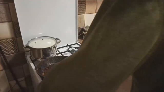 ОН ДОСТАЛ СВОИ ЯЙЦА | Кулинарное шоу №2 смотреть онлайн