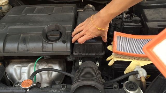 Replace Engine Air Filter for Proton Persona 2012 смотреть онлайн
