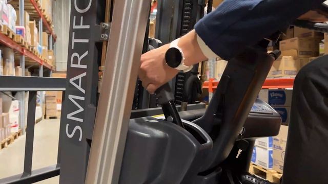 Электропогрузчик SMARTFORXX CPD20SA смотреть онлайн