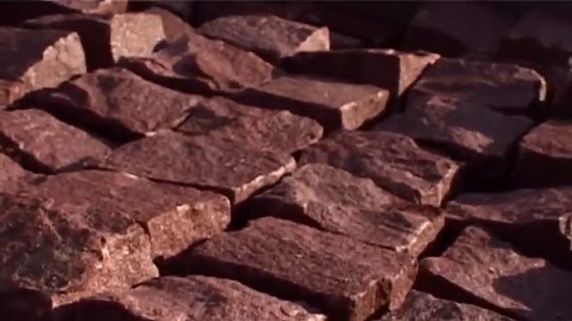 Малиновый кварцит смотреть онлайн