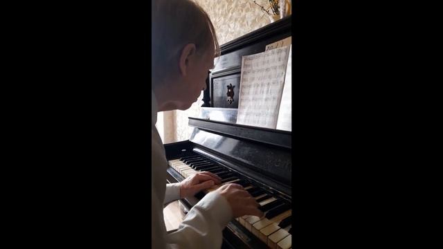 Дядя играет мелодию Вивьен - Развязная! / cheeky / 生意気な Namaikina ! 15042023 смотреть онлайн