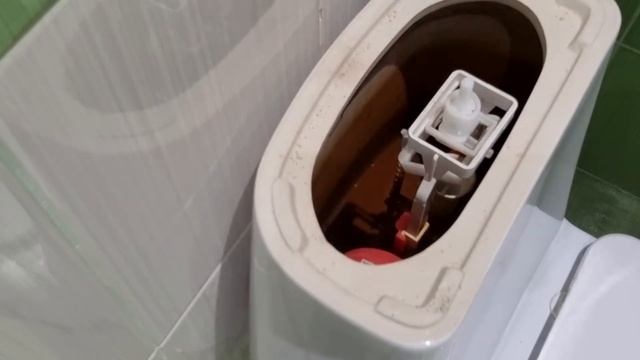 Быстрый ремонт арматуры в бачке унитаза) смотреть онлайн
