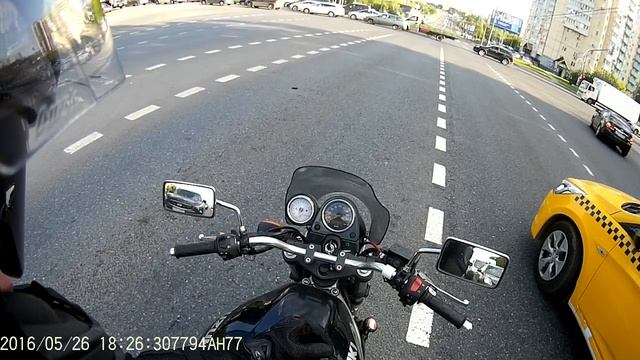 MoscowLife Suzuki SV400 26/05/2016 traffic in the city 5 смотреть онлайн