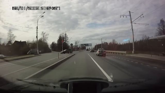 Разворот от обочины. А зачем кого-то пропускать? смотреть онлайн