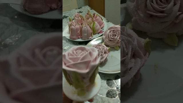 Зефирная флористика розы и тюльпаны.