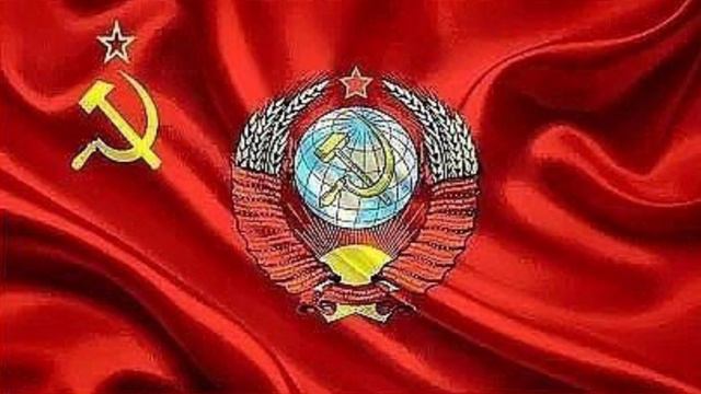 Попытался сделать музыку с переходом. Делал сам, не украл. Поэтому не плавные переходы. смотреть онлайн
