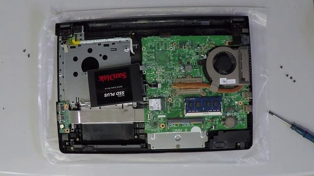 Dell Inspiron 3558 HDD TO SSD UpGrade смотреть онлайн