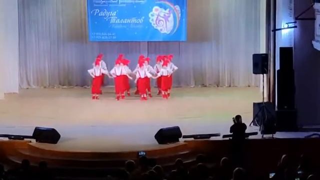 Хореографический ансамбль "Конфетти" с номером "Гномики", г. Тутаев, МОУ ДО"Детская школа искусств смотреть онлайн