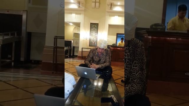 Севрук разговаривает с компьютером, что с ним? смотреть онлайн