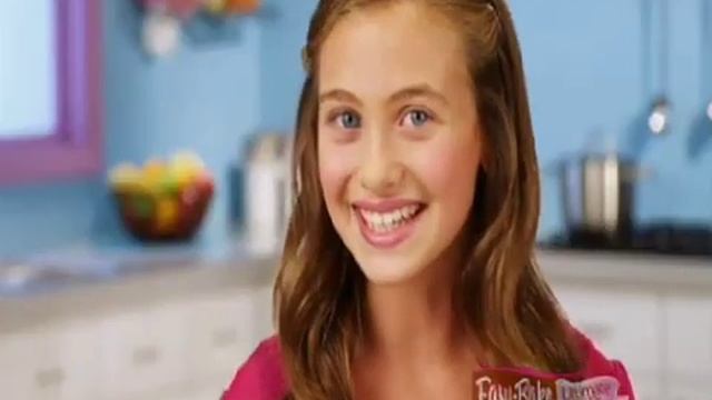 Easy-Bake Ultimate Oven (2011) - Baking Red Velvet Cupcakes смотреть онлайн