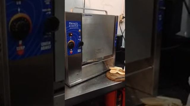 Tostadora de pan eléctrica Prince Castle смотреть онлайн