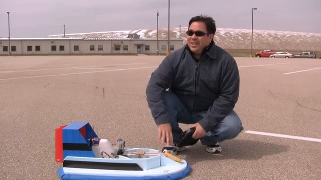 RC Hovercraft Part 2 (Testing the Hovercraft) смотреть онлайн