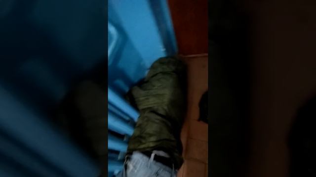 Пьяный в подъезде смотреть онлайн