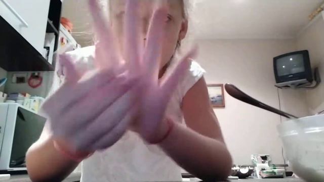 Как сделать неньютоновскую жидкость?/ Делаю неньютоновскую жидкость/#Mary Clapp😍😍😍 смотреть онлайн