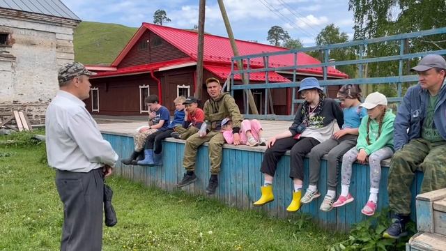 Урок Истории на реке Чусовая, июнь 2022. Посёлок Кын. Завод Строгановых. Троицкий собор 1856 г. смотреть онлайн