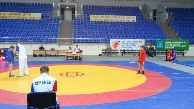 Глеб борется с самбистом смотреть онлайн