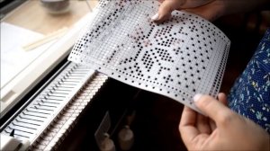 Двойная шапка с ушками и жаккардом на вязальной машине Brother KH260 Hat with ears and jacquard