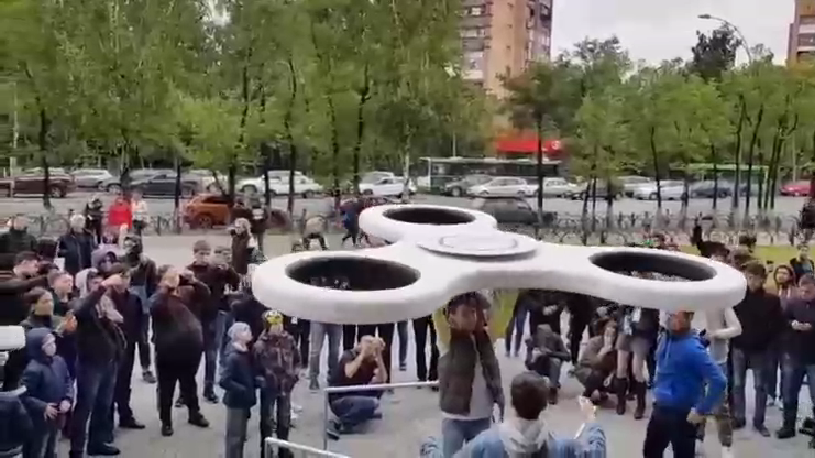 Самый большой спиннер в мире