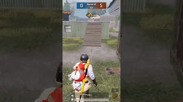 300 IQ Nade | PUBG MOBILE | mrClownPlays смотреть онлайн