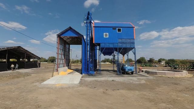 Как работает ЗАВ. 2,5 часа - 98 т чистой кукурузы смотреть онлайн