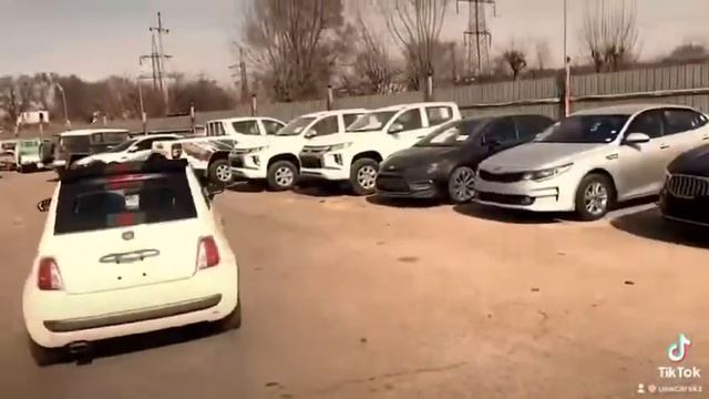 Fiat 500 Gucci edition смотреть онлайн