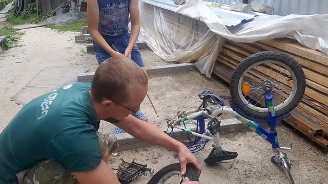 Замена покрышки, камеры на велосипеде за 10 минут своими руками смотреть онлайн