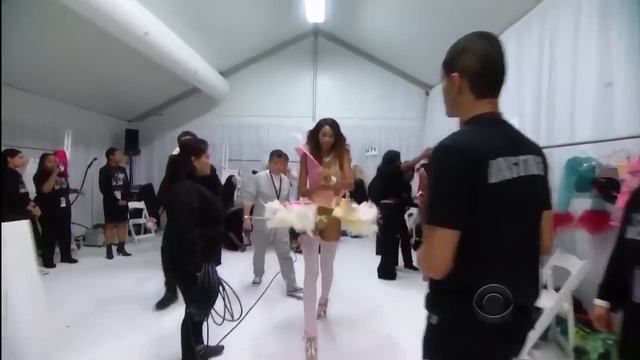 The Pretty Reckless - Make Me Wanna Die (Victoria's Secret Fashion Show) смотреть онлайн