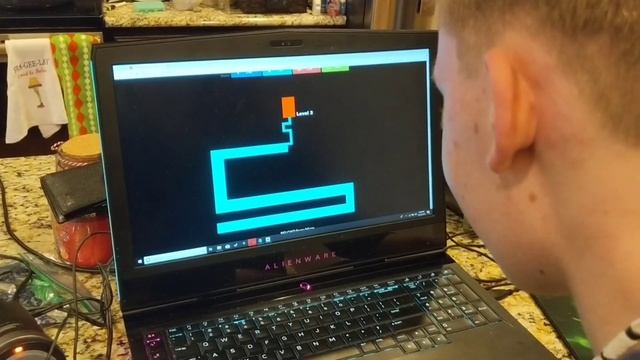 Best Scary Maze Game Reaction смотреть онлайн