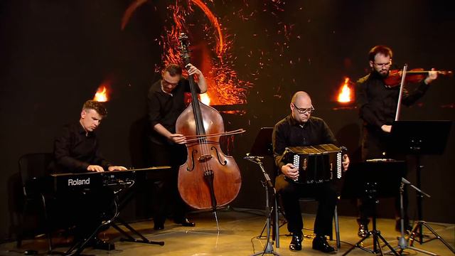 CUARTETO RE!TANGO Tango apasionado - Astor Piazzolla смотреть онлайн