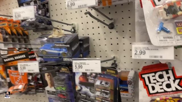 Target Toy Hunt | Black Series and Marvel Legends смотреть онлайн