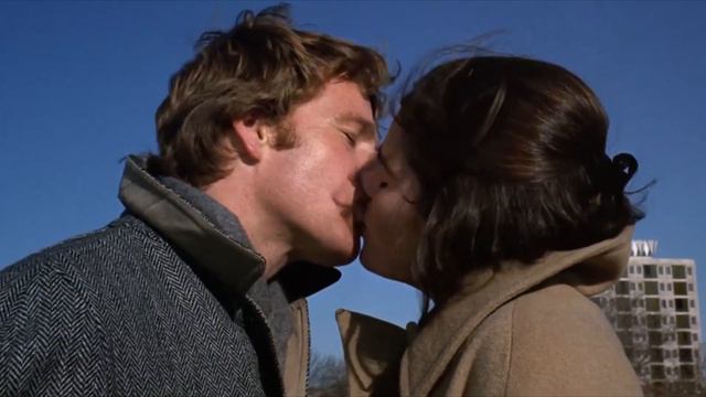Love Story (1970) HD - The Carpenters - [They Long To Be] Close To You - Ali MacGraw & Ryan O'Neal смотреть онлайн