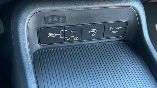 New 2024 Hyundai Kona Greenville, SC #HY12390 смотреть онлайн