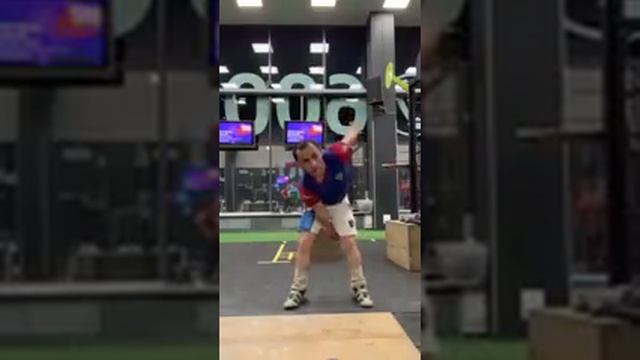 Бенидзе Джони рывок гири 30 кг 262 раза/Johny Benidze 30 kg 262 snatch смотреть онлайн