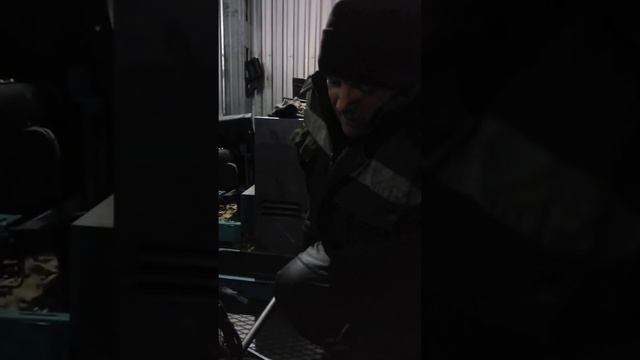 В ремонтом боксе «Нефтехима», Ванкорский жилгородок смотреть онлайн