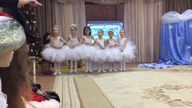 "Танец лебедей" в садике смотреть онлайн