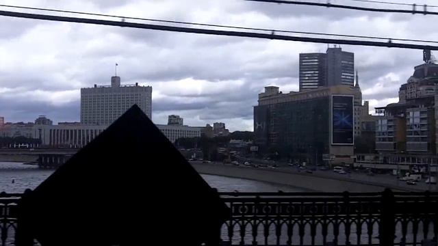 Москва. В Метро. Мост. смотреть онлайн
