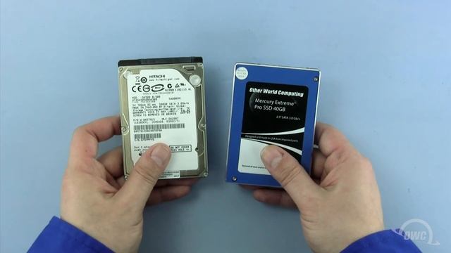 How to Install a Second Drive Inside a 2011 17-inch MacBook Pro with the OWC Data Doubler смотреть онлайн