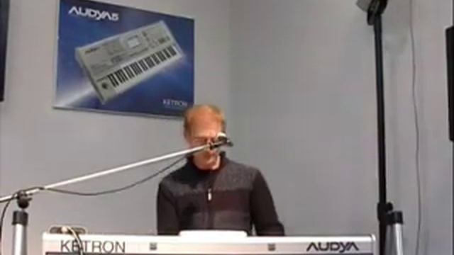 Ketron Klavi Pro смотреть онлайн