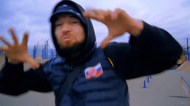 Смотри, парень круто танцует Крамп! смотреть онлайн