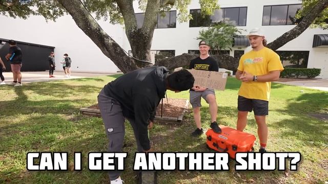 $10,000 If You Pickup Thor’s Hammer смотреть онлайн