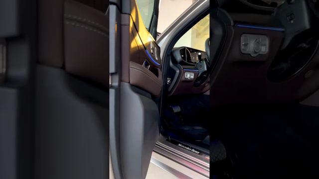 Новый MERCEDES-BENZ GLE 300 d 4MATIC 2022г. смотреть онлайн