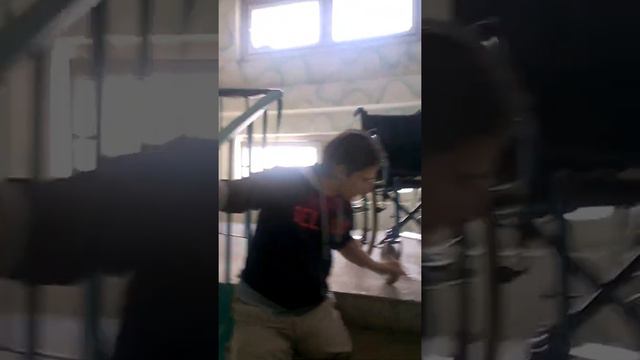 Как нужно выходить гулять!!! смотреть онлайн