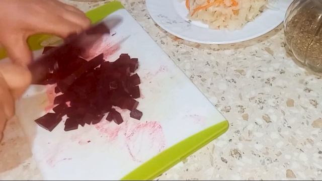 Винегрет салати. Салат Винегрет для праздничного стола. смотреть онлайн